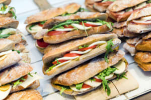 CAFÉ FOR SALE – HIGH‑EXPOSURE ALPHINGTON LOCATION