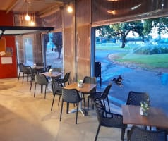 LEASEHOLD - Gardens Lake Cafe, Ararat VIC - 1P0617