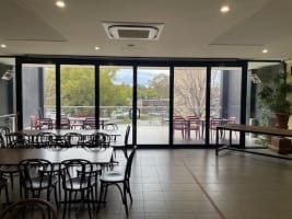 Pizzeria Restaurant & Wine Bar For Sale Goulburn Valley Area
