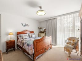 Luna Blu – The Ultimate Sea-Change with Income in Rhyll