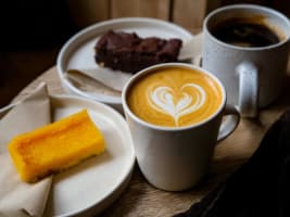 Highly Profitable North Shore Café  Loyal Customers & Prime Location