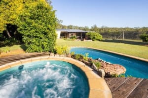 Blueberry Greens Award-Winning Farm + Freehold Lifestyle Property