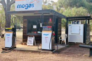 Grampians Lifestyle Resort Opportunity – 40 Acres of Bushland with Diverse Accommodation and Sign...