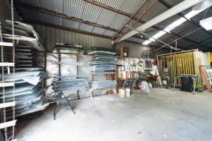 LEASEHOLD - Yass Windscreens & Glass NSW - 1P0518