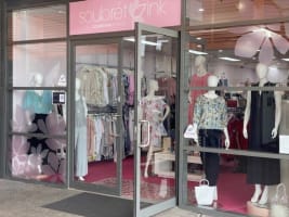 Thriving Fashion Boutique A Community-Focused Social Hub