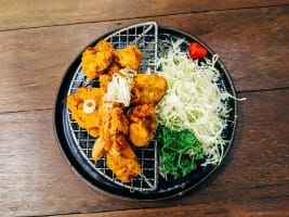 Busy Fried Chicken and Restaurant for sale *Great Set-up* *Excellent Exposure* [2501041]