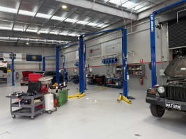 Profitable car mechanic workshop with additional Income from Parts Sales