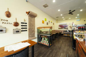 LEASEHOLD - Oppy`s Pasta, Albury NSW - 1P0545