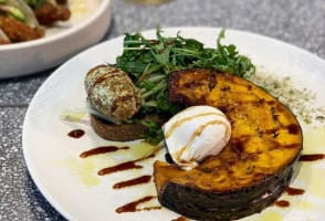 Stylish Café in Prahran, High-End Fit-Out in Prime Location! (Our Ref: V2100)