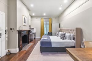 MOTEL FOR SALE - EXCEPTIONAL PROPERTY - LEADING REGIONAL SERVICE CENTRE