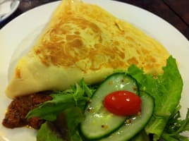 A UNIQUE CAFE IN QUEENSCLIFF