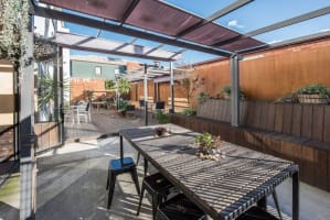 FABULOUS CAFE IN PRIME LOCATION, RICHMOND – CHEAP RENT INCLUDING UPSTAIRS RESIDE