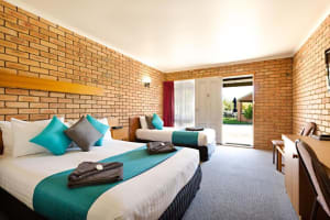 26-Room Leasehold Motel in Thriving Murray River Region