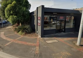 Established Cafe/Restaurant Strong Local Following & Proven Performance