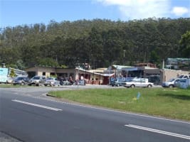 JUST HOOKED - WELL KNOWN SEAFOOD RESTAURANT/CAFE WITH 3 BEDROOM RESIDENCE