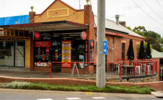Drouin Burger and Pizza Lounge – An Established Local Favourite Ready for Its Next Owner