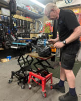 Cycling enthusiasts! 20year business in lifestyle locale!