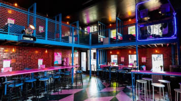 Evies Disco Diner - A Vibrant Neon-Soaked Fitzroy Spot