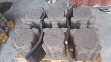 NO COMPETITION - UNIQUE GARDEN/LANDSCAPING PRODUCTS