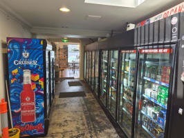 Coastal Wine Bar & Liquor Store Opportunity  Bayside Melbourne