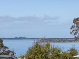 Luna Blu Luxury Bed and Breakfast – The Ultimate Sea-Change with Income