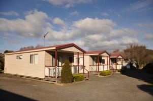 Freehold Going Concern 24 Key Motel with Approved Permit for 20 Additional Rooms