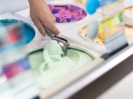 Baskin Robbins Store - Near Byron Bay
