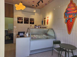 Newly set up cafe and Ice Cream stall, High Point shopping Centre