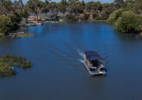 Award winning tourism business - watercraft hire Nagambie Lakes