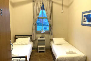 FREEHOLD - Royal Hotel, Adelong NSW - 1P0607