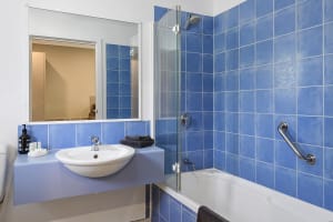 UNDER CONTRACT Adj Net Profit>$243K 13 Rooms Freehold Motel Strahan Tasmania 70% Occupancy