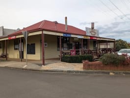 FREEHOLD GENERAL STORE, POST OFFICE & ACCOMMODATION | TOURISM HOTSPOT | AIRBNB INCOME