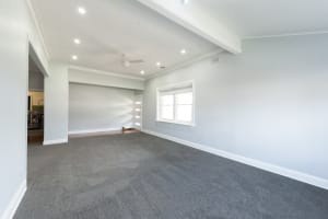 CAFE BUSINESS & HOUSE FOR SALE - Painters Cafe, Corowa NSW - 1P0542