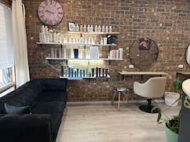 Hair Salon Aldinga for sale