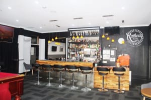 FREEHOLD PUB WITH ADDITIONAL OPTIONS (ACCOMMODATION/RESIDENCE/CAFE)