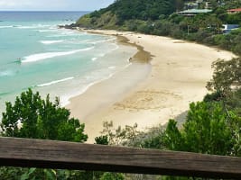 "Café Opportunity in Byron Bay's Bustling Tourist Hub"
