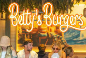 BETTY’S BURGERS TORQUAY FOR SALE - POA