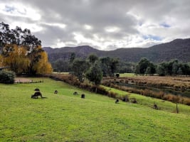 A BEAUTIFUL LOCATION TO OWN YOUR OWN FREEHOLD MOTEL - 1836MF