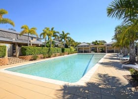 Exclusive - Caretaking Only in Paradise - ID 8837