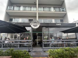 Busy Established Cafe For Sale