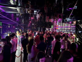 BESPOKE BAR/CLUB  ONE NOT TO MISS !!!  UNDER OFFER !!! UNDER OFFER !!!
