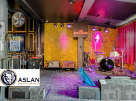 BAR/RESTAURANT BUSINESS FOR SALE