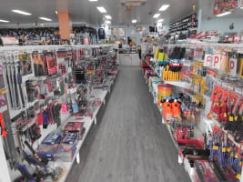 Vendor Finance  Thriving Auto Parts St Helens L/H $100,000+SAV Busy & Profitable Freehold Available