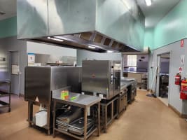 GROUP ACCOMMODATION - RESORT - CARAVAN PARK - General Store, Fuel - Complete Off-Grid Town