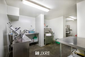 Well Equipped Meat / Foods Processing Factory in Richmond