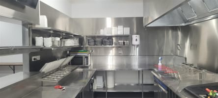 TURNKEY BAR & GRILL FOR SALE — RAINBOW BEACH QLD
