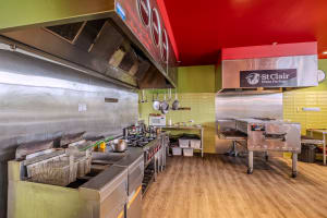 High-Traffic Shopping Centre Pizzeria – Strong Sales, Fully Fitted Out