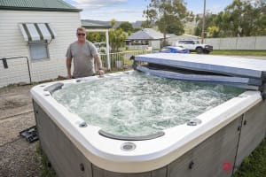 Spa Repairs & Parts Business  highly Profitable - Lifestyle Opportunity