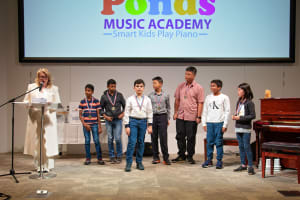 Smart Children Play Piano
