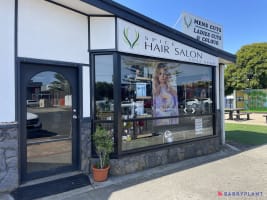 Thriving Hair Salon in Prime Cowes Location – Excellent Opportunity!